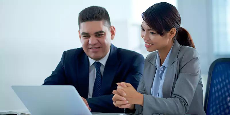 Why Partner with the Best TN Visa Consultants for Canadian Applicants for Portugal?